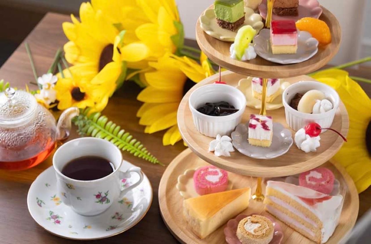 CAFE DINING HIKARI5